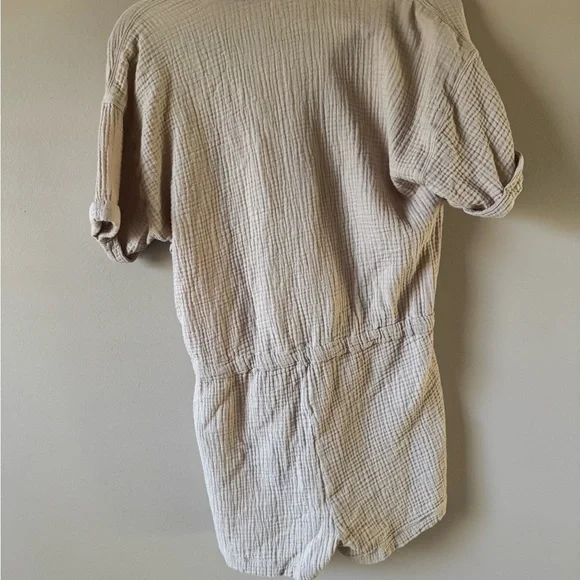 Z Supply Light Beige Textured Romper - Picture 4 of 4